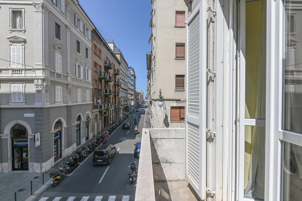 Adria Luxury Residence - Centro Trieste Exterior foto