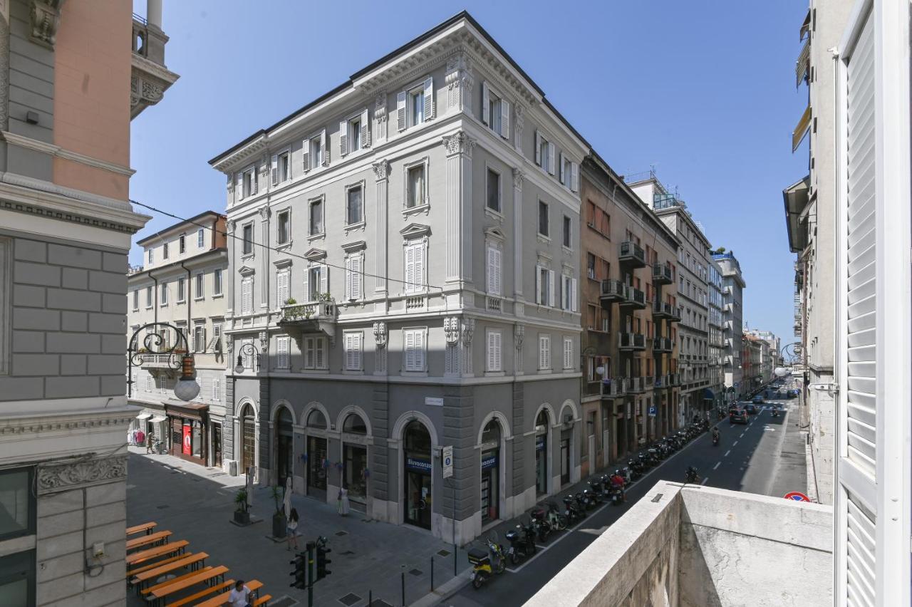 Adria Luxury Residence - Centro Trieste Exterior foto